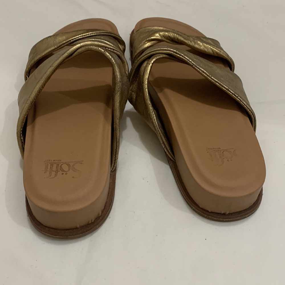 Sofft Ainsworth Slide Sandal Gold Size 7.5 - Picture 7 of 9
